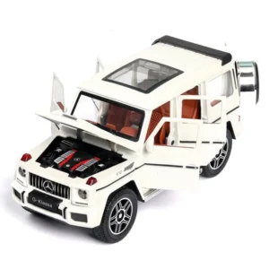 Mercedes-Benz G-Wagon G63 AMG 1:24 Die-Cast Metal Toy Car with Sound & Light – White - Image 3